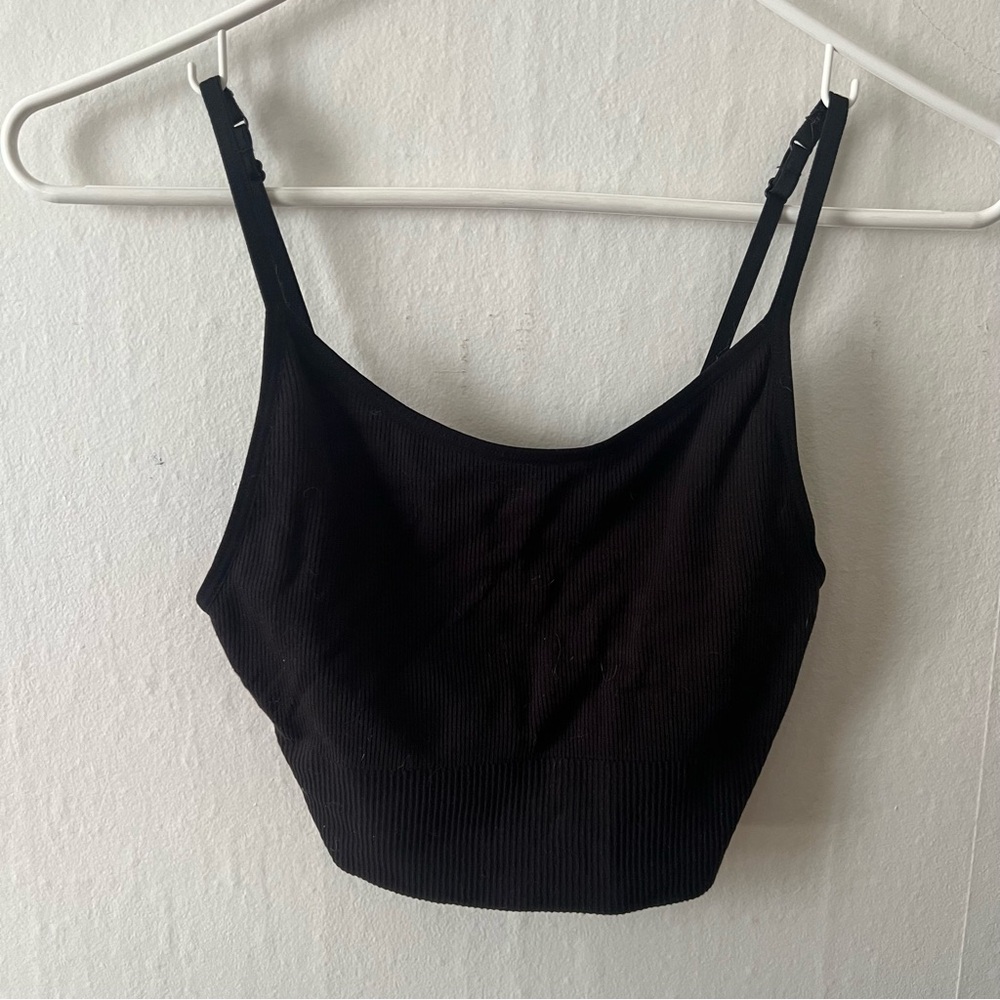 Old Navy Ribbed Lightweight Sports Bra